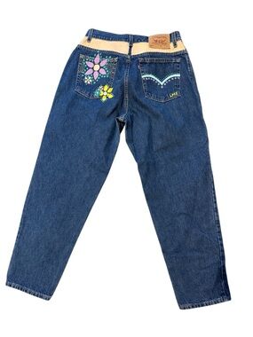 Custom Vintage Levi’s 550 Jeans Hand Painted Floral Relaxed Tapered Size 14 Y2K